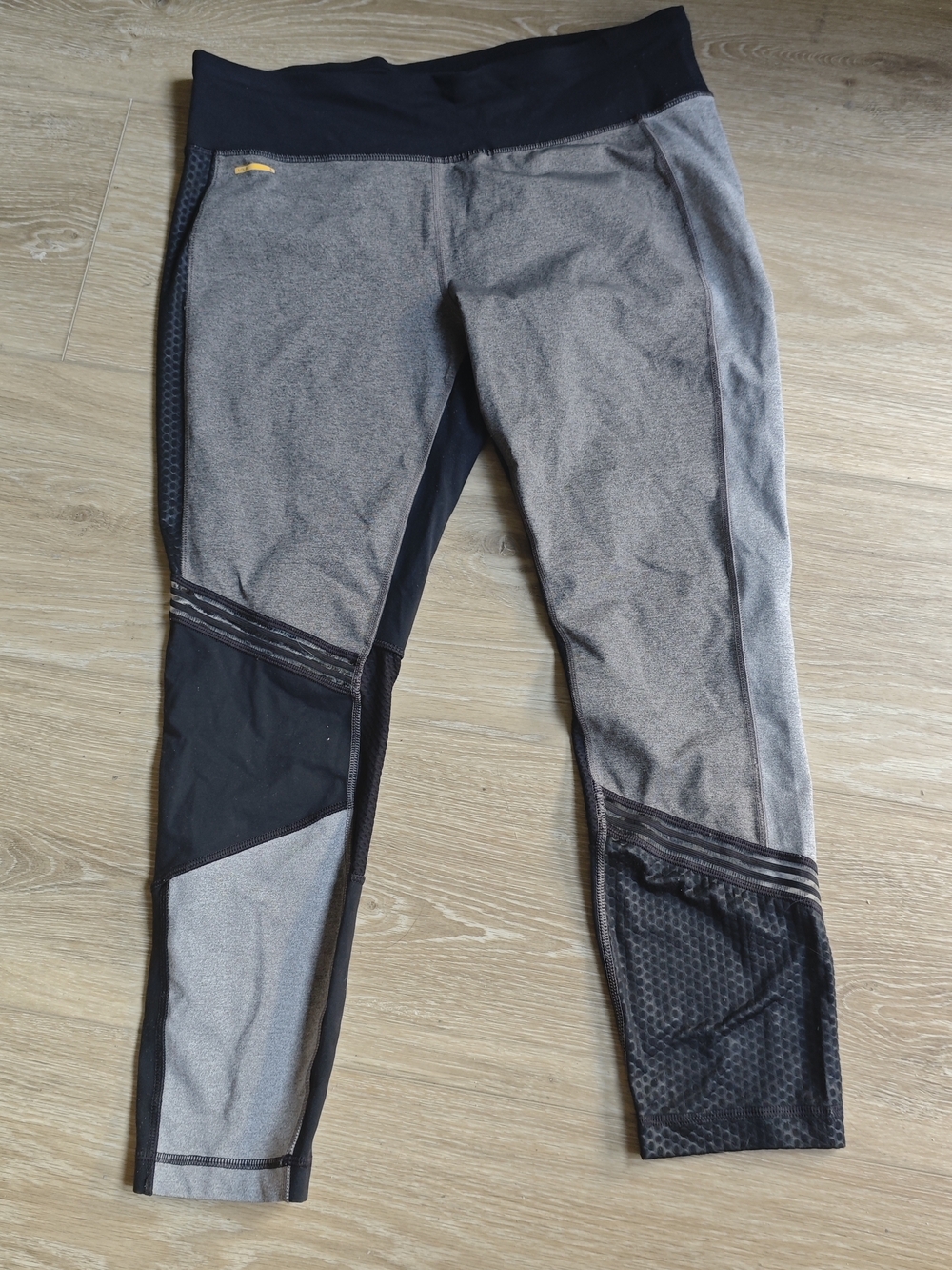 Lolë Panna Black Gray Multi-Texture Leggings